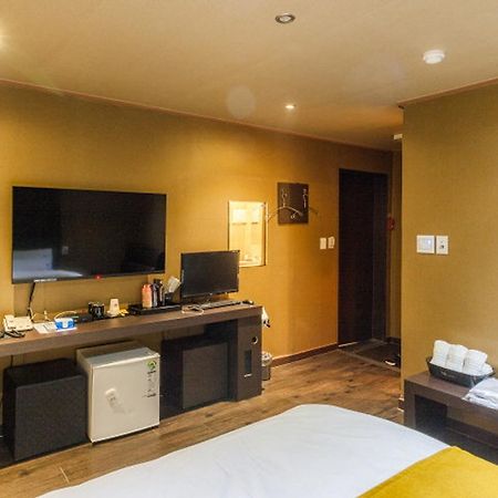 Hotel Mk Suwon Esterno foto